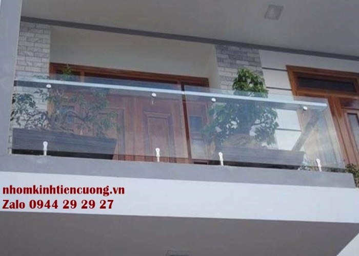 Lắp Đặt Lan Can Kính Lắp Đặt Lan Can Kính