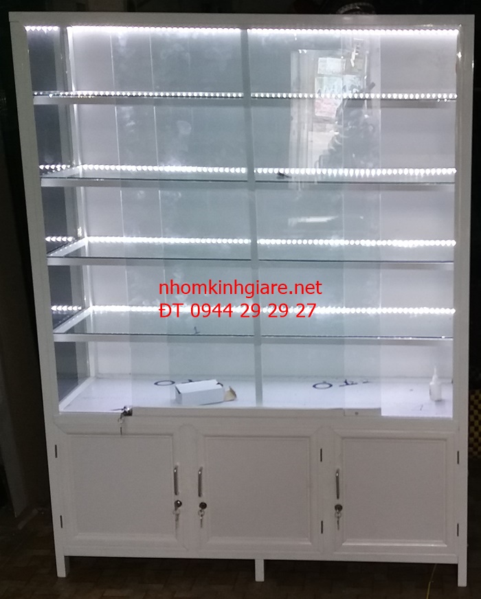 Tủ Kệ Trưng Bày Tủ Kệ Trưng Bày