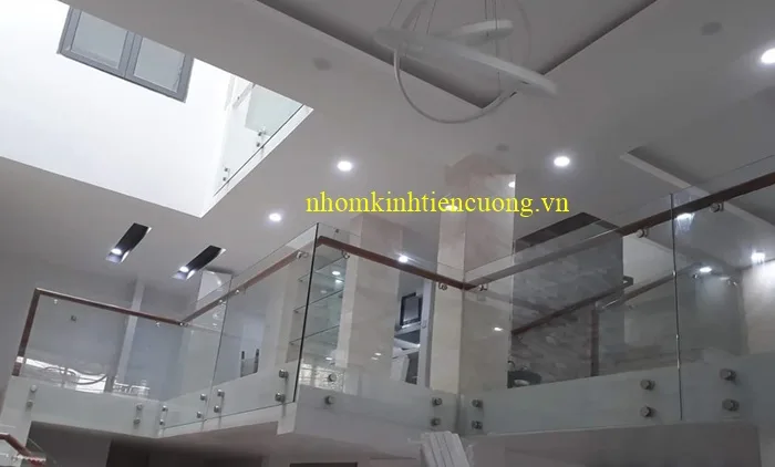 Lan Can Kính Cường Lực Lan Can Kính Cường Lực
